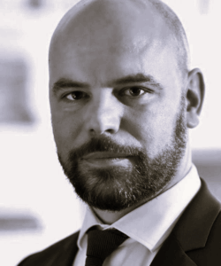 Sébastien Couderc, stratège en communication, enseignant et expert en conflits sociaux et intelligence économique