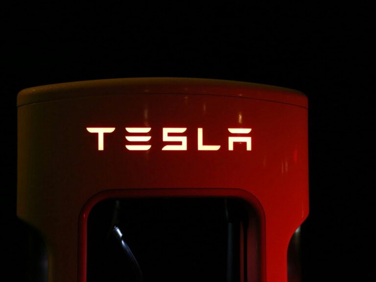 Communication de crise Tesla